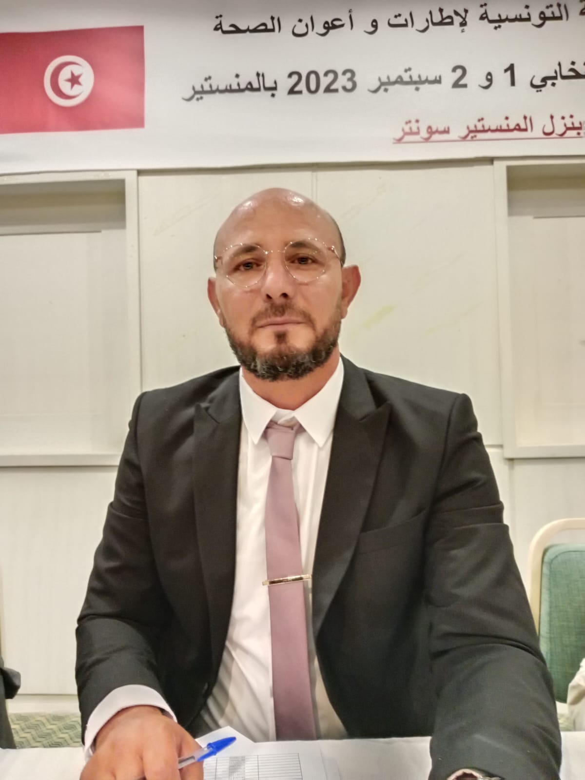 شكري المبروكي: قطاع الصحة مريض ولا بد من تغيير الوزير